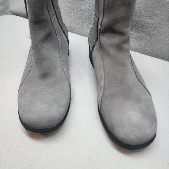 Clarks Bendables Womens Boots Gray Suede Zip Winter Faux Fur Top Ankle US 7M - Picture 2 of 8